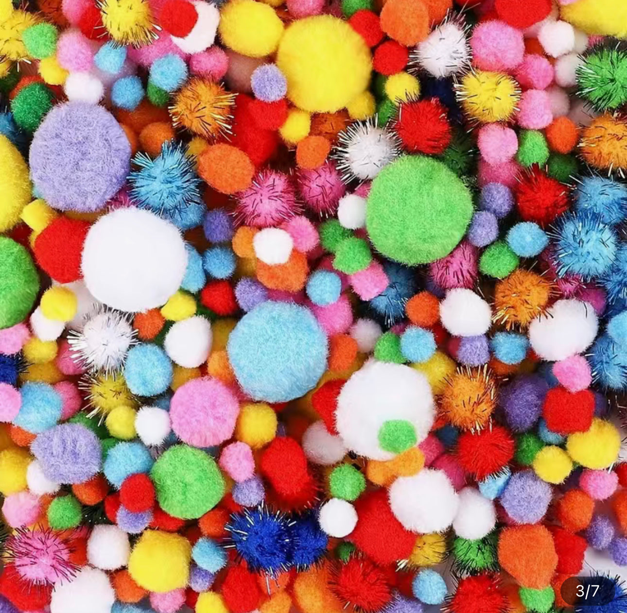 Pompones artesanales surtidos