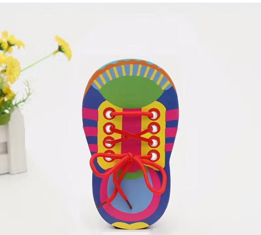 Enseñanza de enhebrar cordones de zapatos