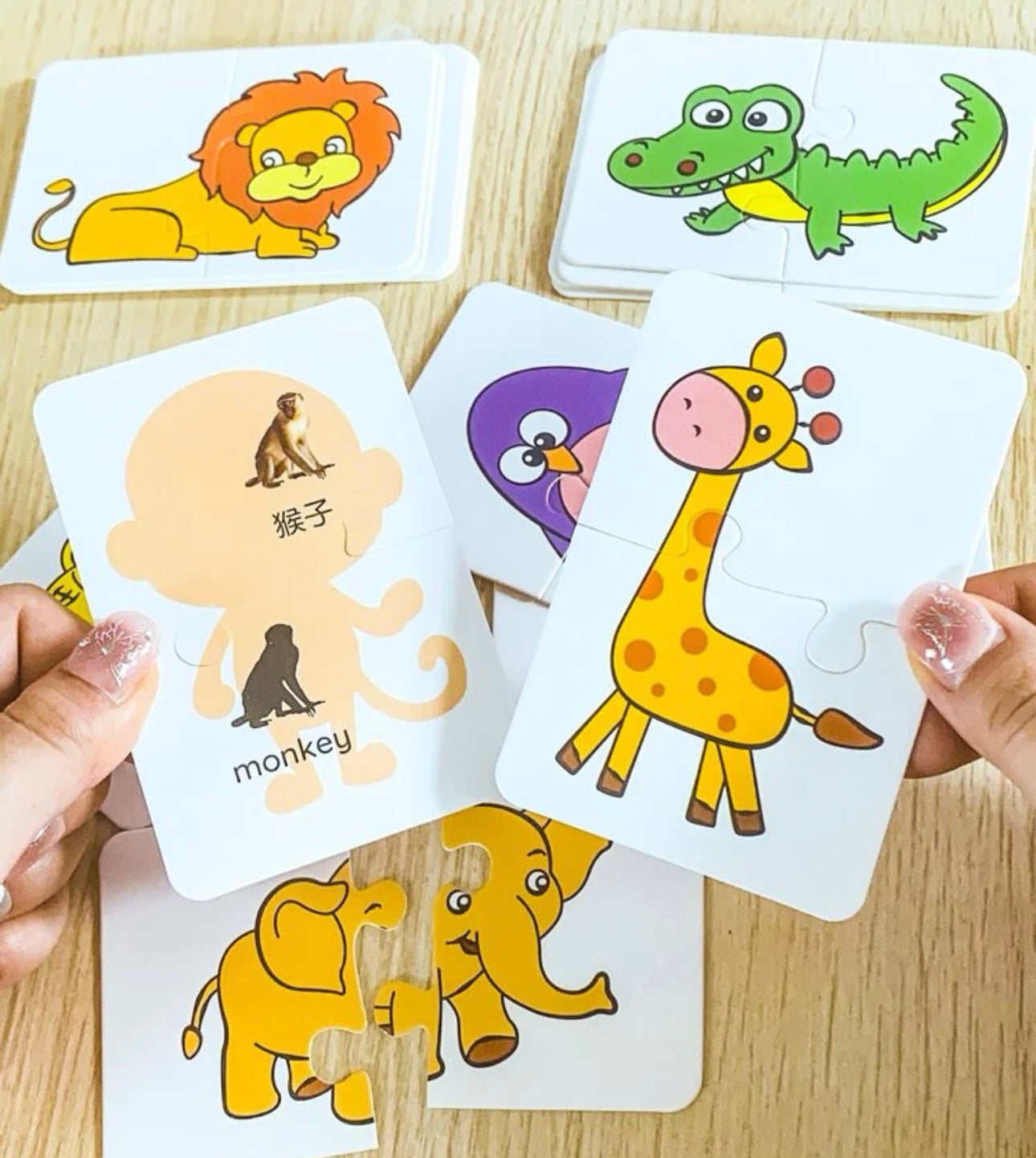 Rompecabezas con gráfico de dibujos animados de 32 piezas